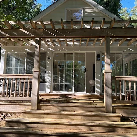 Walnut Villa